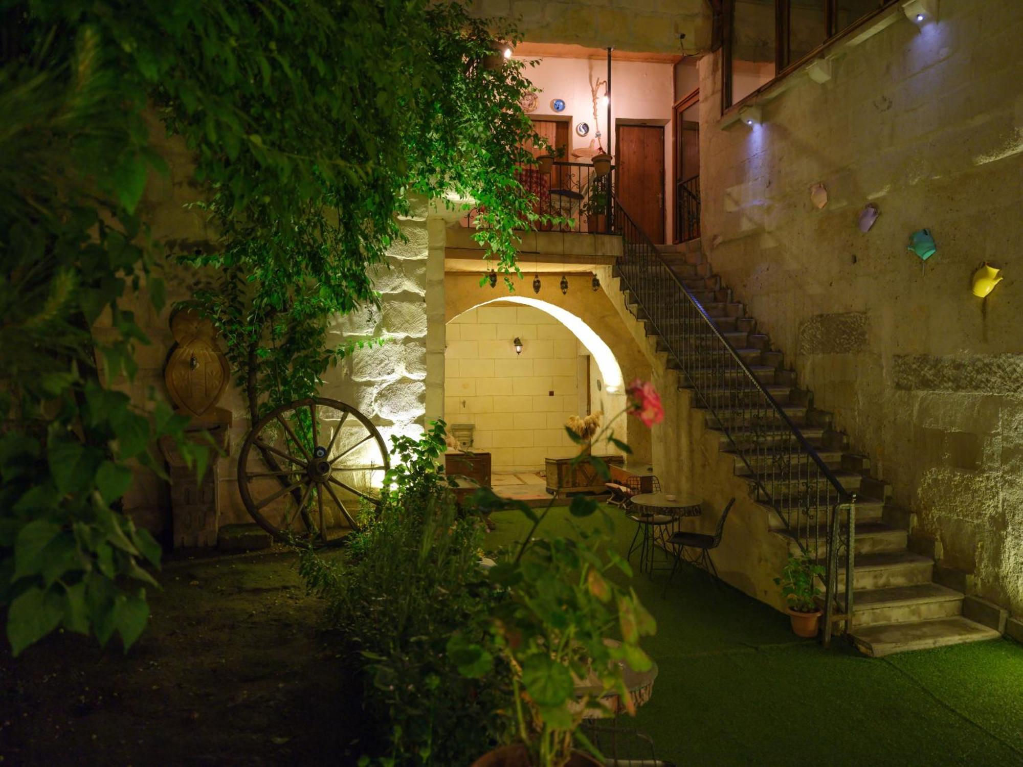 Sakli Konak Cappadocia Hotel&Restaurant Uchisar Exterior photo